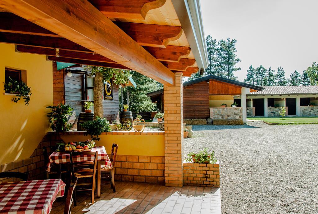 Hotel La Taverna Dei Briganti Cotronei Exteriér fotografie