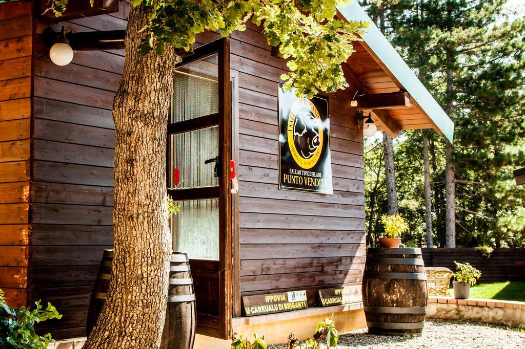 Hotel La Taverna Dei Briganti Cotronei Exteriér fotografie