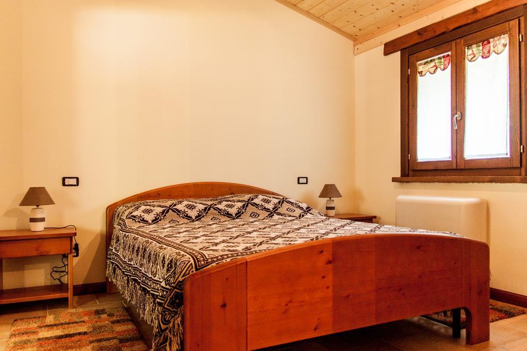 Hotel La Taverna Dei Briganti Cotronei Pokoj fotografie