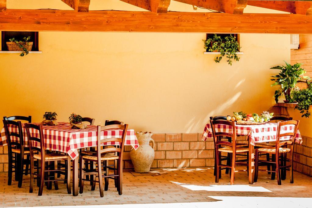 Hotel La Taverna Dei Briganti Cotronei Exteriér fotografie